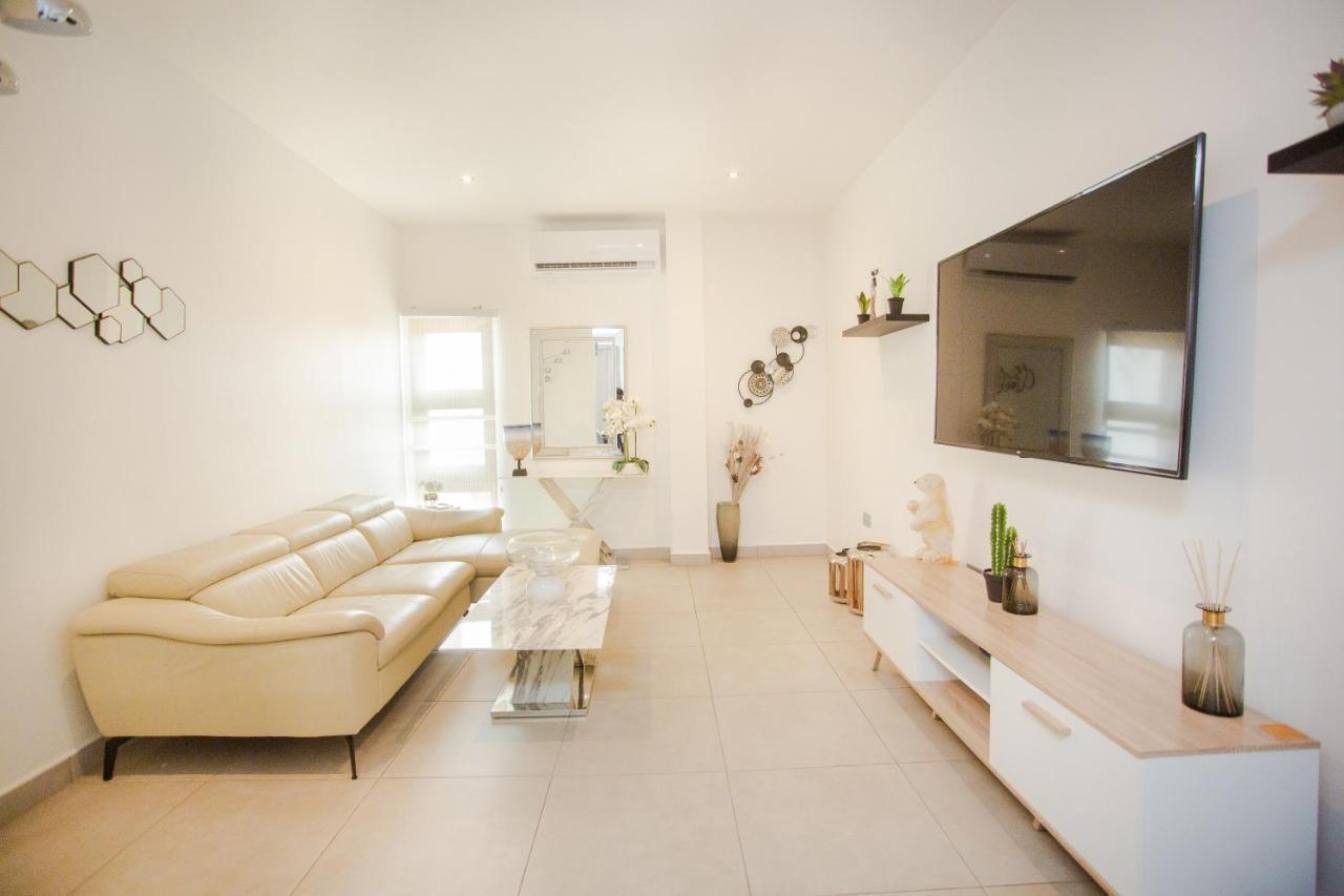 Accra Luxury Apartments @ Pine Court Exterior photo